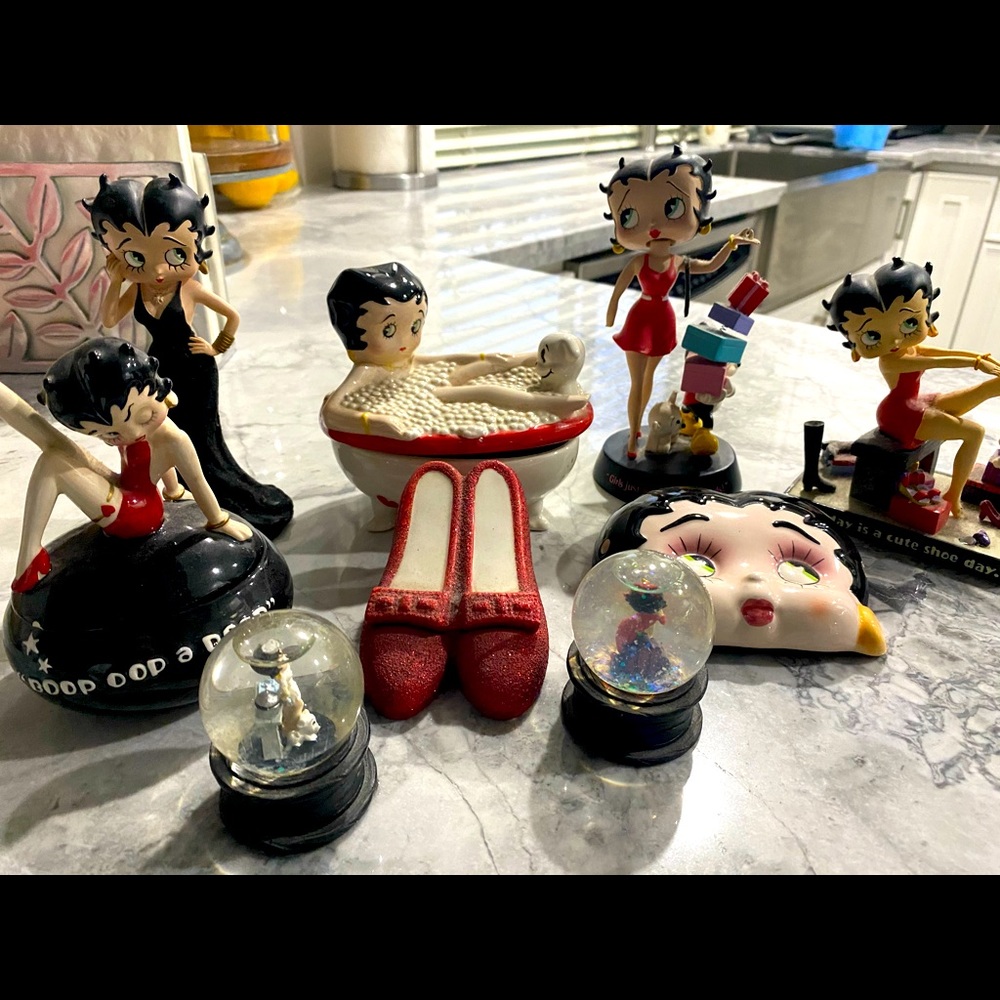 Betty Boop lover!!